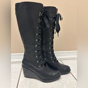 Sorel NL2549 After Hours Tall Wedge Boot